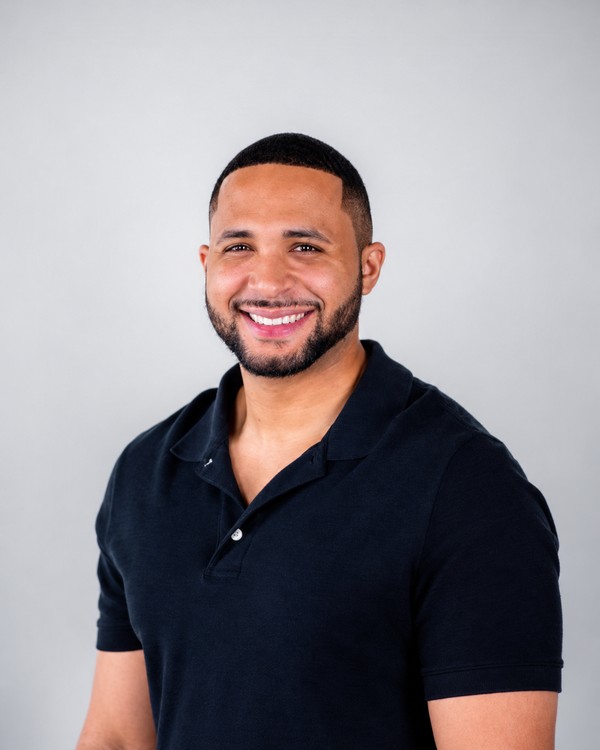 Anthony_Website_Headshot_600x750